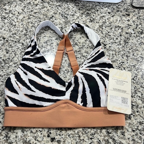 Fabletics All Day Every Day Adjustable Bra - Picture 1 of 2